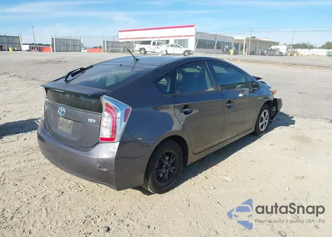 2013 Toyota Prius Two z USA, uszkodzony, nr VIN JTDKN3DUXD1649264